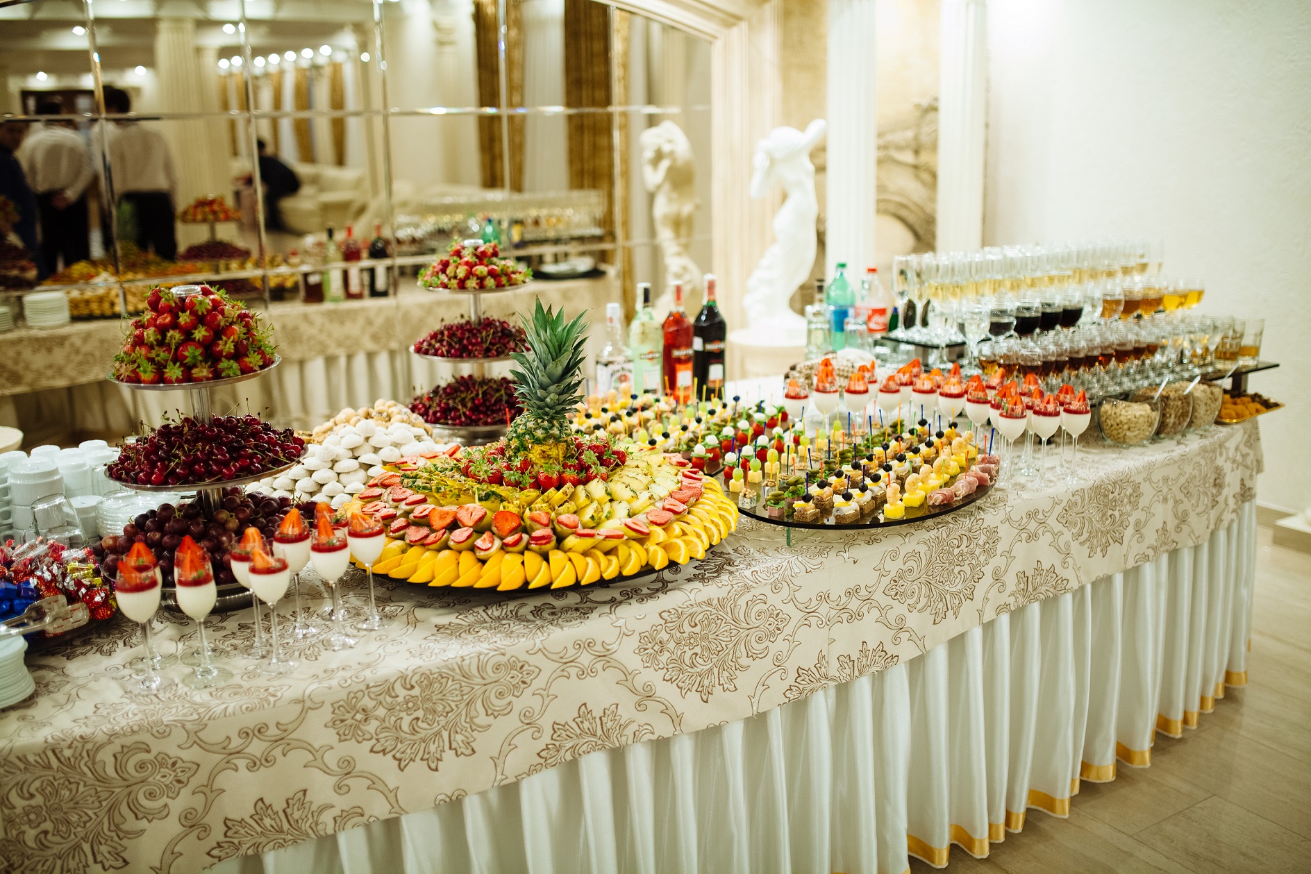 Patogiai poilsiauti galima pigiau: kaip sutaupyti per atostogas užsienyje?