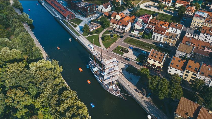 
Pasaulinę turizmo dieną – šventė Klaipėdoje ir unikalūs maršrutai kelionių traukiniais mėgėjams                