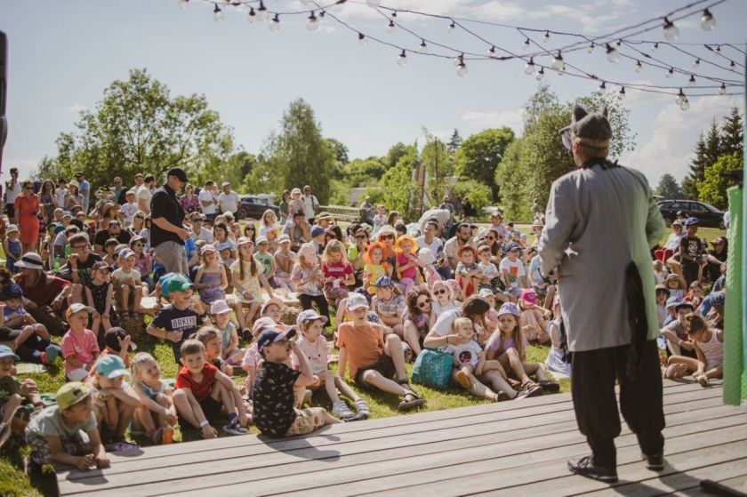 „Pagulbio šeimų festivalis“ kviečia nuotaikingai pažinti paveldą, muziką ir protėvių tradicijas