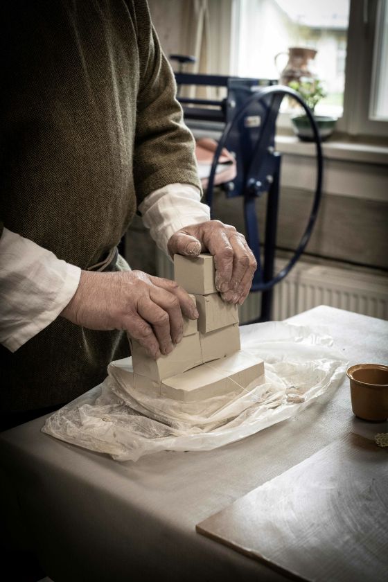 Senieji amatai – jaunose rankose: kaip Kuršėnų jaunimas atrado tradicinių amatų grožį