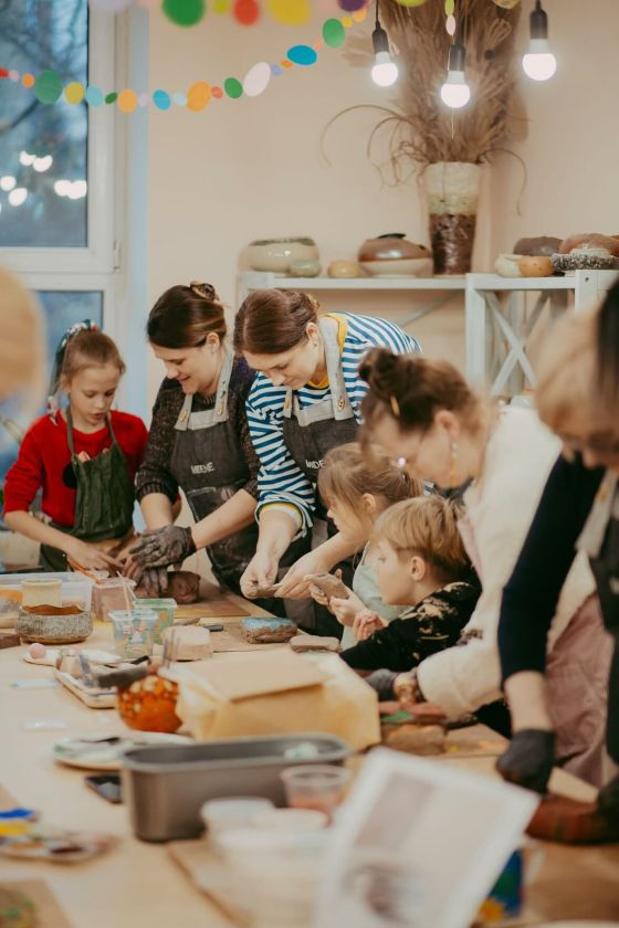 Paskutinį rugsėjo savaitgalį Panevėžyje – nuo žygio po pramonės rajoną iki „Tekančių kūnų“ parodos vandens rezervuare