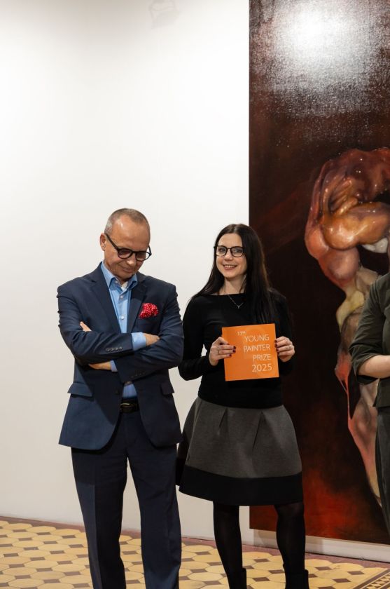 Baltijos menininkų dialogas plinta – jaunųjų tapytojų paroda pirmą kartą atidaryta Rygoje